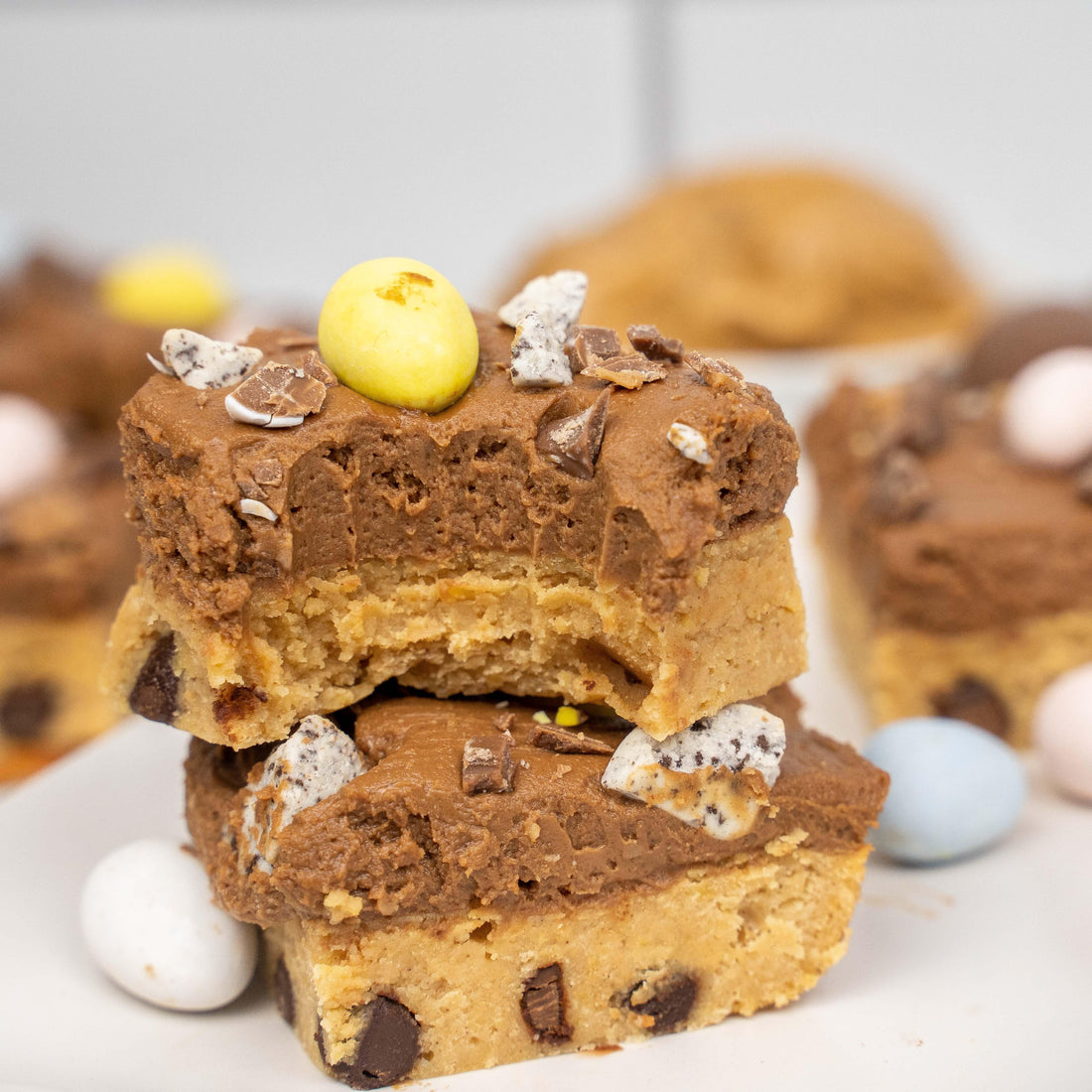 Cadbury Egg Easter Protein Blondies